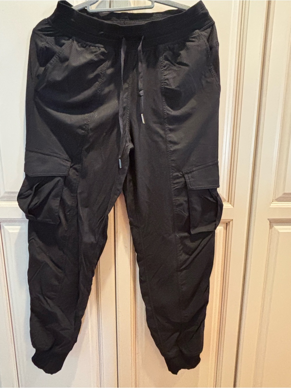 Dance Studio Relaxed-Fit Mid-Rise Cargo Jogger